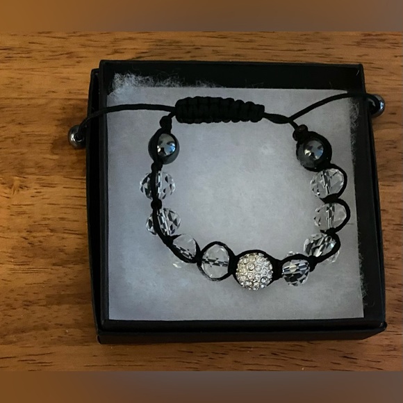 Three sliding knot bracelets.  All 3 for one price! - Picture 7 of 11